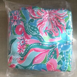 New Lilly Pulitzer Lounge Towel/ Beach Blanket 70”x 42”